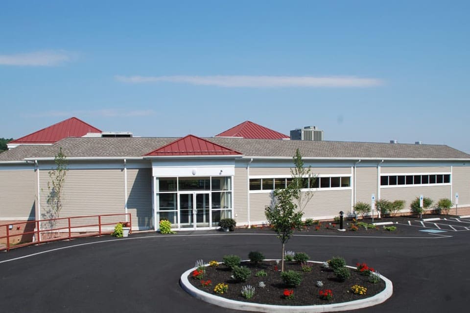 Caron 3200 Dining Hall